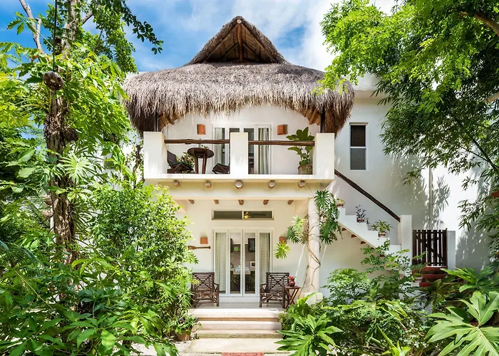 El Encanto